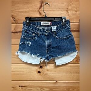 Levi’s Vintage 550 Relaxed Fit Cutoff Denim Shorts Distressed High Rise